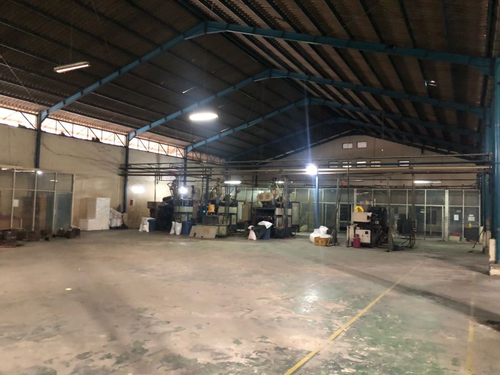 PABRIK BESERTA MESIN-MESIN DI JALAN H. BOSIH RAYA, BEKASI DENGAN LUAS TANAH 6.360m2