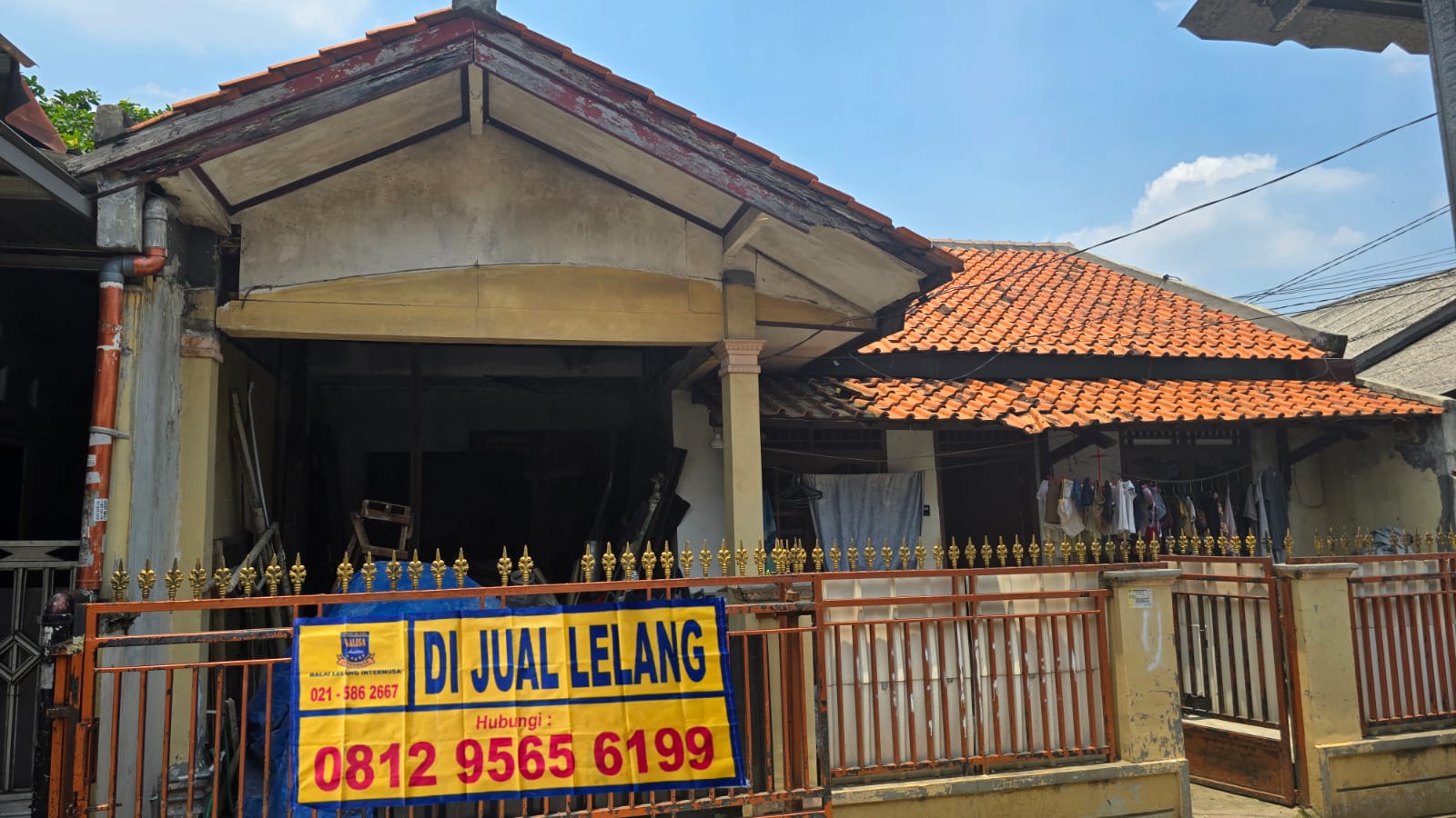 RUMAH DI JALAN TUGU KARYA, TANGERANG DENGAN LUAS TANAH 121m2