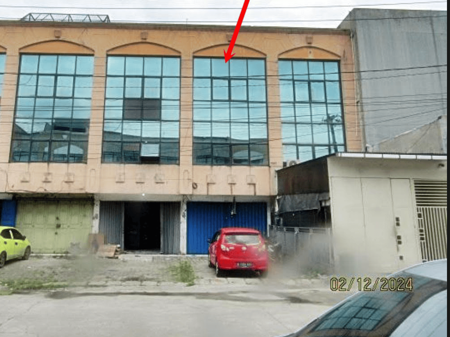 RUKO DI JALAN PAHLAWAN, RUKO TAMAN JUANDA GARDEN, BEKASI DENGAN LUAS TANAH 106m2