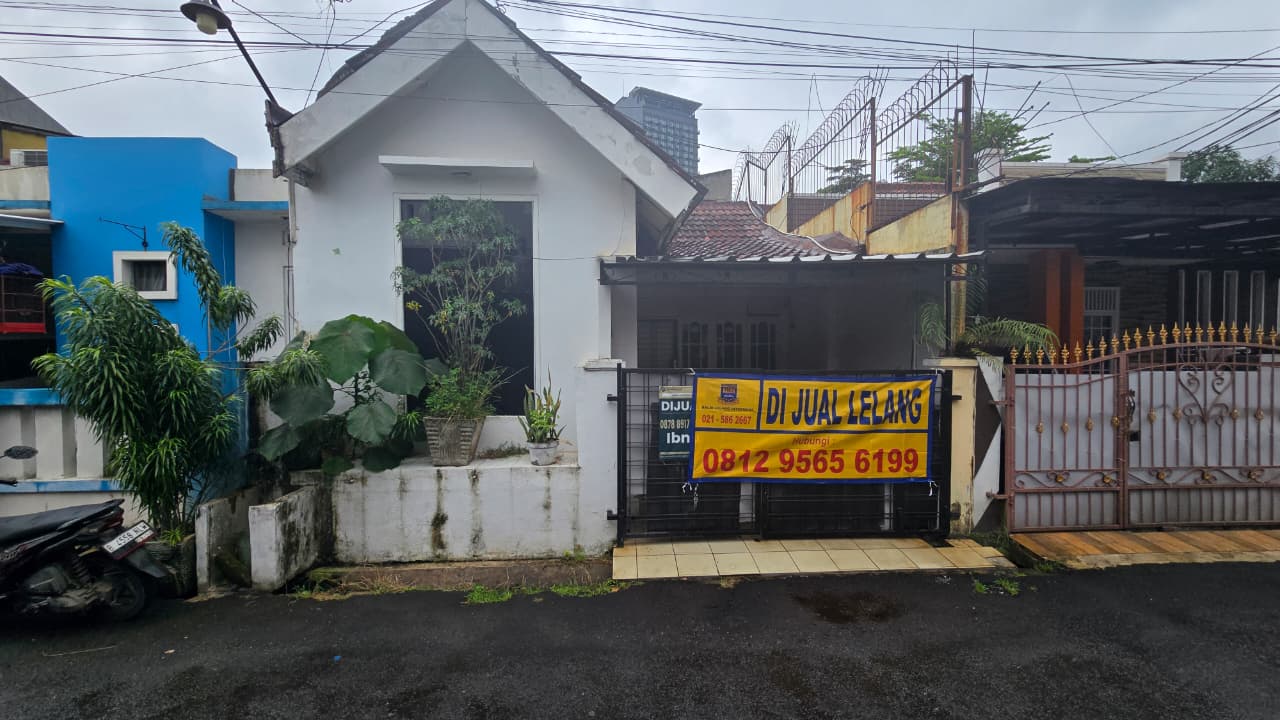 RUMAH DI PERUMAHAN TELAGA GADING SERPONG, TANGERANG DENGAN LUAS TANAH 72m2
